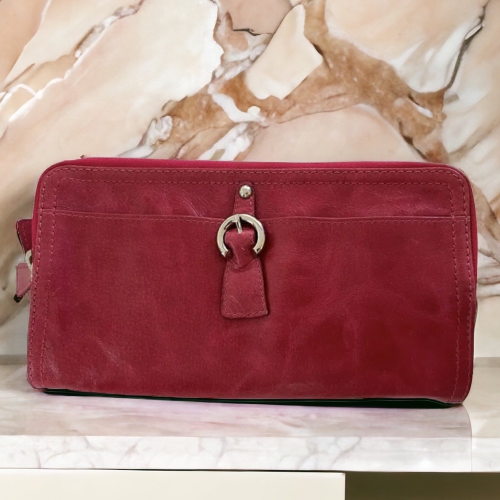 Tano leather fold out clutch wallet mag close Rasberry euc